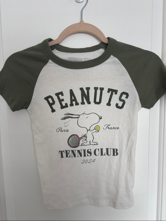 Peanuts Tops - Peanuts Raglan Tennis Club Baby Tee - White & Olive Green